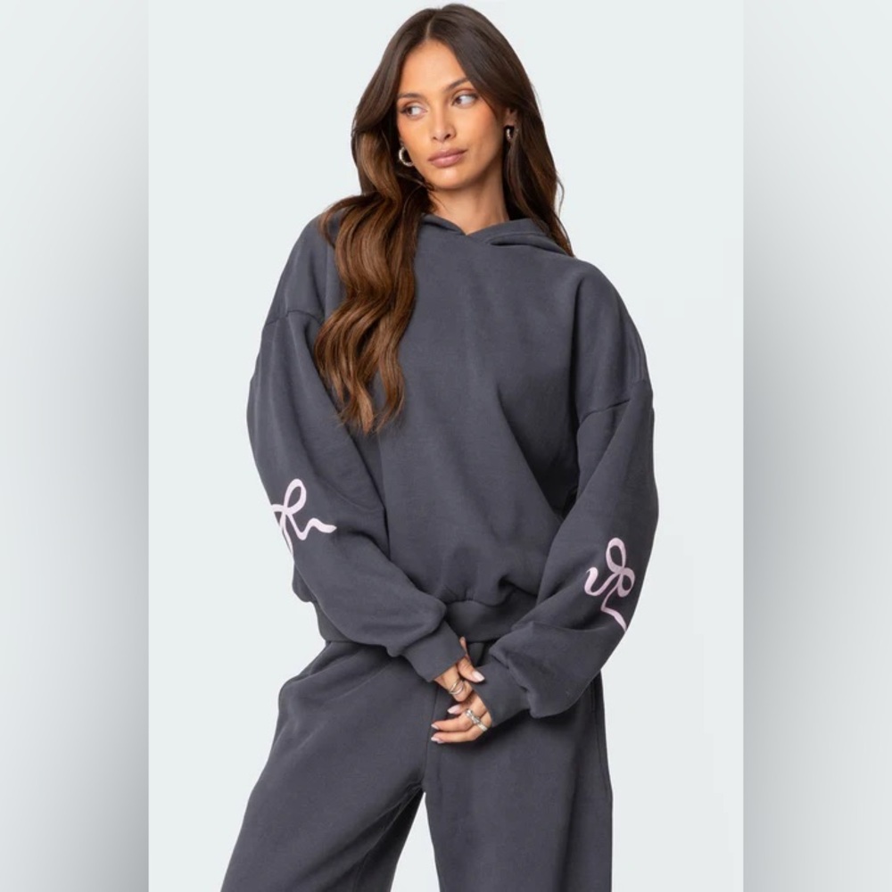 Edikted Bonney Bow detail sweatpants & Hoodie
